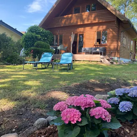 別荘 Uferglueck Plau - Mit Eigenem Seezugang